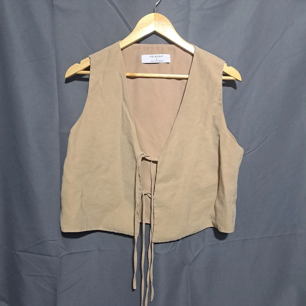 Primark Tie Front Sleeveless Vest LARGE Beige Boho-Chic Casual‎